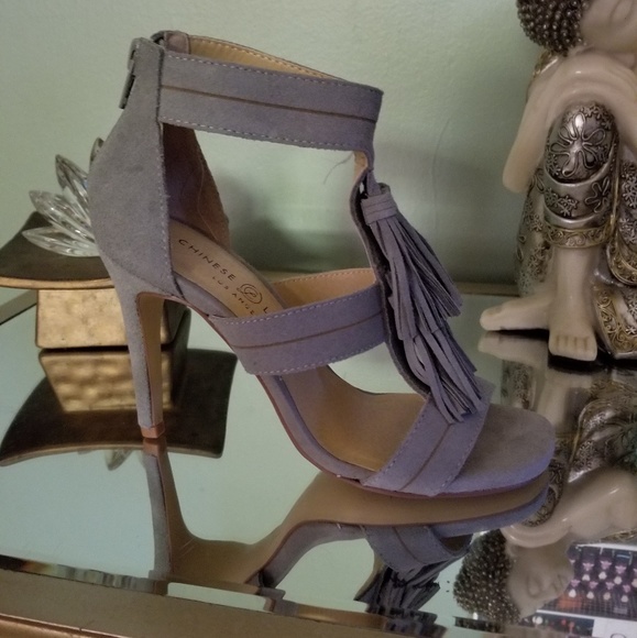 Women Chinese Laundry Sandals - Picture 4 of 8